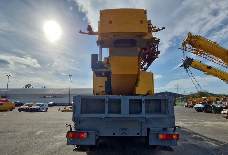 Liebherr (2002) LTM1055/1 mobile crane - fotka 4 z 22