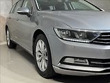 Volkswagen Passat 2,0 TDi  DSG Highline Virtual - náhled 4