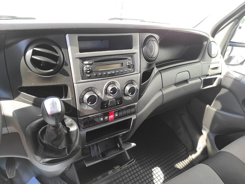 Iveco Daily 3,0 35S18 HÁK,nosič kontejneru - fotka 16 z 23