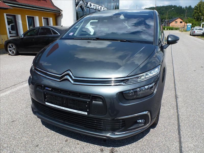 Citroën C4 Picasso 1,2 PureTech 130 6MAN Turbo Od - fotka 4 z 55