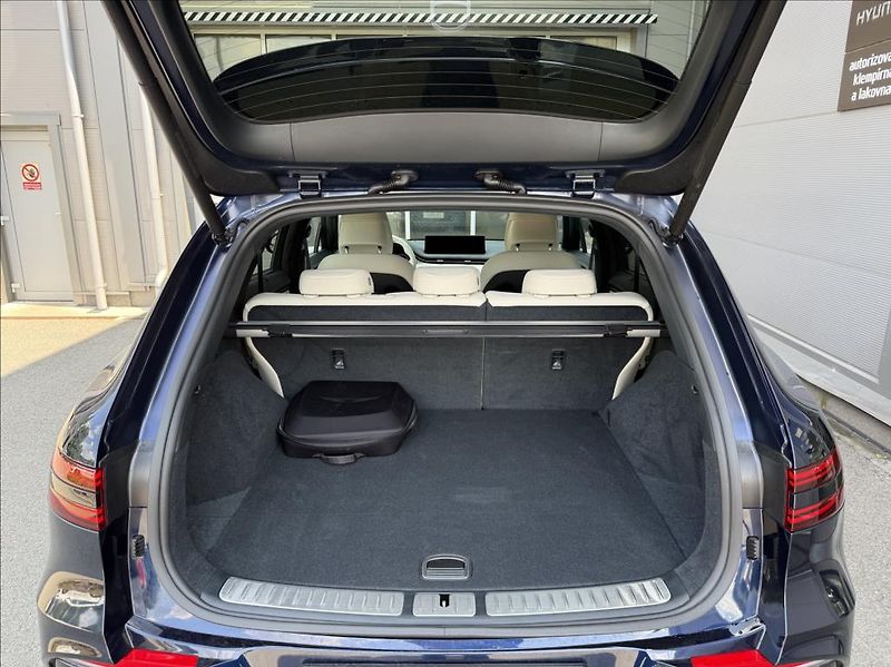 Genesis GV70 AWD  Electrified Sport - fotka 20 z 22