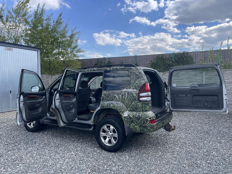 Toyota Land Cruiser 3.0TD 4x4 170PS AUT VÝBAVA !!! - fotka 149 z 180