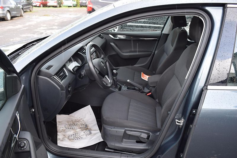 Škoda Octavia (2020) 1.5TSI 110kw STYLE LED KAM APP - fotka 19 z 47
