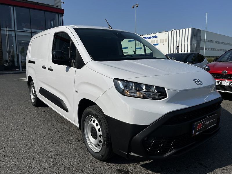Toyota ProAce City 1.5D 130k MT Active Multimedia - fotka 2 z 28