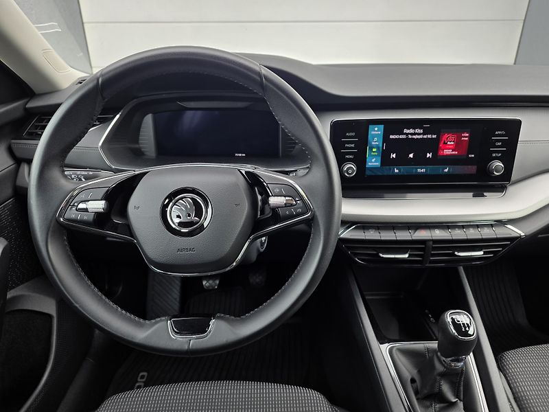 Škoda Octavia (2023) 2.0TDI AMBITION 1.MAJITEL ČR - fotka 11 z 20