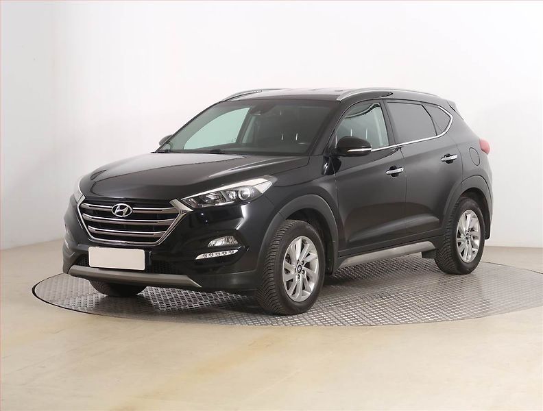 Hyundai Tucson (2017) 1.6 T-GDI, 4X4, Serv.kniha - fotka 2 z 19