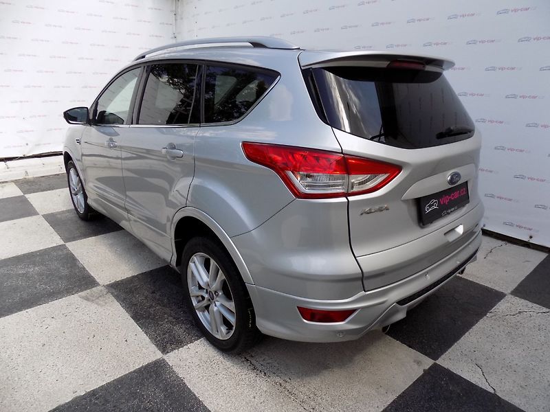 Ford Kuga (2016) 2.0TDCi/Individual/AWD/AT/ - fotka 3 z 44