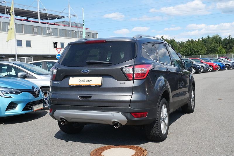 Ford Kuga - fotka 2 z 6