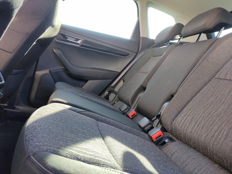 Škoda Karoq (2019) Style 1,6 Tdi 85 Kw - fotka 23 z 34