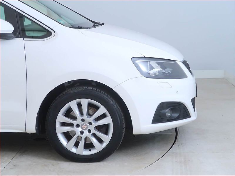 Seat Alhambra (2014) 2.0 TDI, Automat, Serv.kniha - fotka 12 z 14