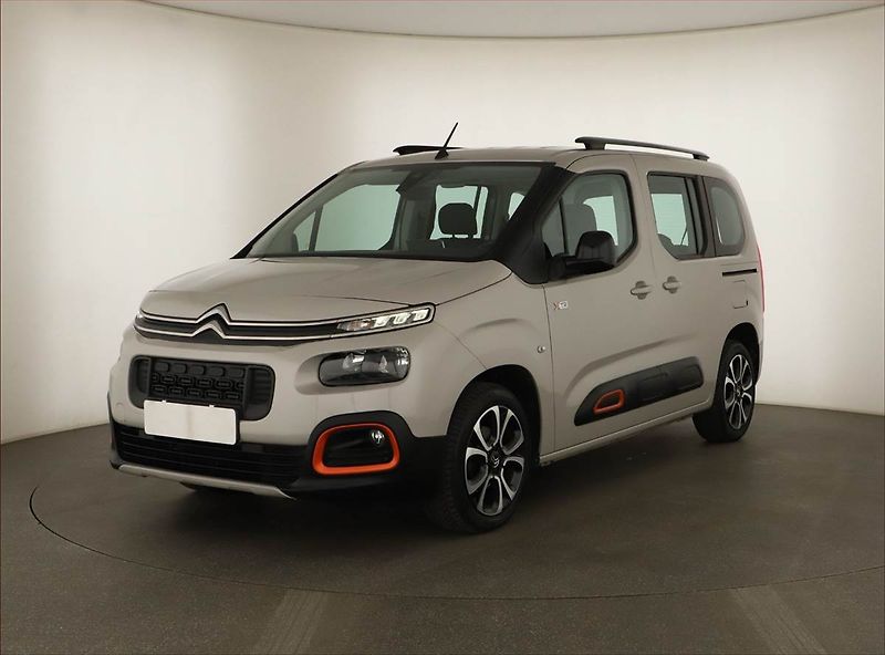 Citroën Berlingo (2020) Feel 1.5 BlueHDi, 5Míst, ČR - fotka 2 z 14