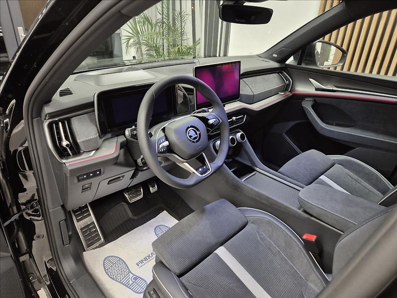Škoda Kodiaq TDI 4x4 Sportline+ - fotka 10 z 29