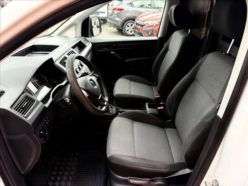 Volkswagen Caddy 2,0 TDi MAXI - fotka 16 z 32