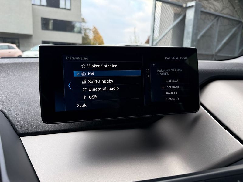 BMW i3 120Ah Kamera Tepelné čerpadlo - fotka 19 z 32