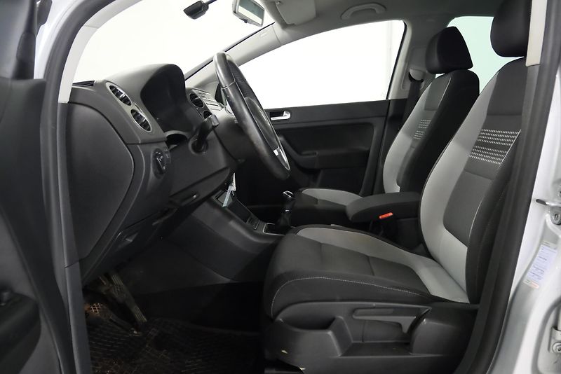 Volkswagen Golf Plus - fotka 11 z 27