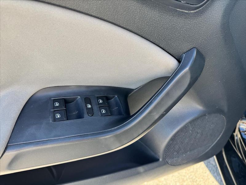Seat Ibiza 1,6 TDi - fotka 11 z 19