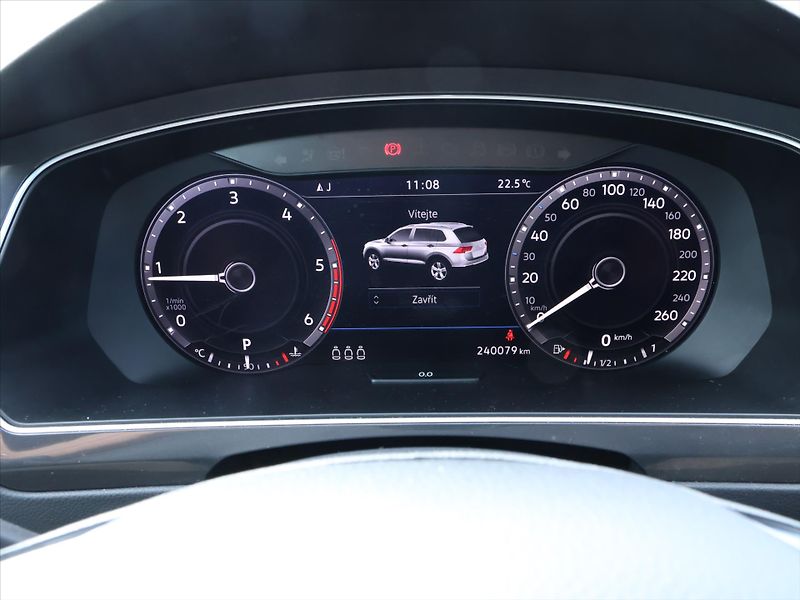 Volkswagen Tiguan 2,0 TDI 110kW 4M DSG Highline - fotka 18 z 32