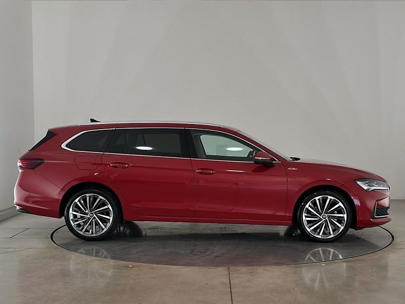 Škoda Superb L&K DSG - fotka 16 z 31
