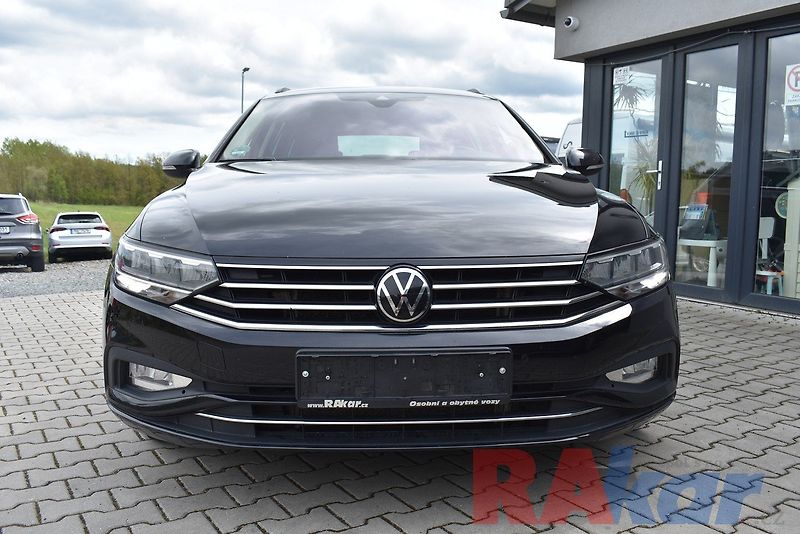 Volkswagen Passat Variant (2023) Business 2,0 TSI automat - fotka 5 z 34