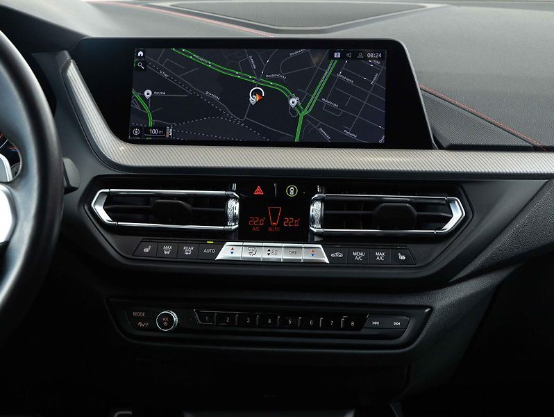 BMW Řada 1 128ti - fotka 14 z 23