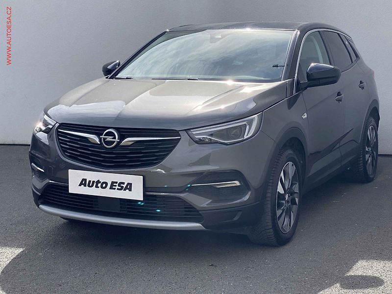 Opel Grandland X (2020) 1.5 CDTi, Innovation, AT - fotka 3 z 19