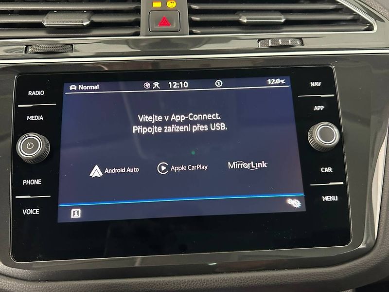 Volkswagen Tiguan (2022) 1.5 TSI 110kW záruka LED manuá - fotka 15 z 30