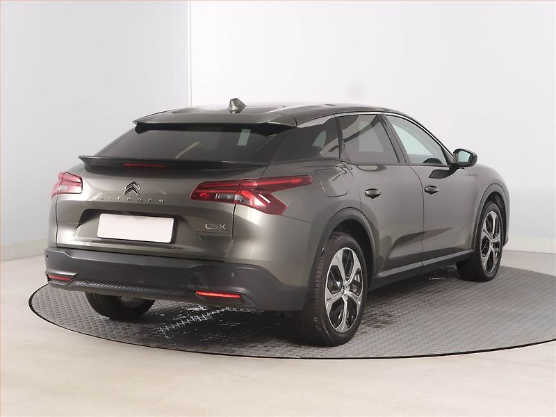 Citroën C5 X (2022) 1.2 PureTech - fotka 5 z 16