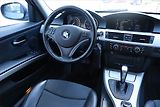 BMW Řada 3 (2010) 320 d xDrive, 4X4, Automat - náhled 7