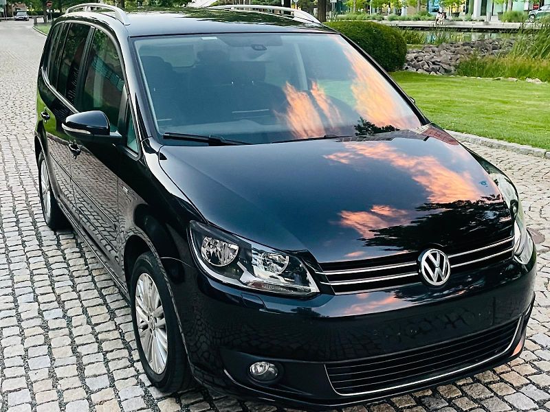 Volkswagen Touran 2.0TDI MANUÁL SENZORY VÝHŘEV - fotka 7 z 45