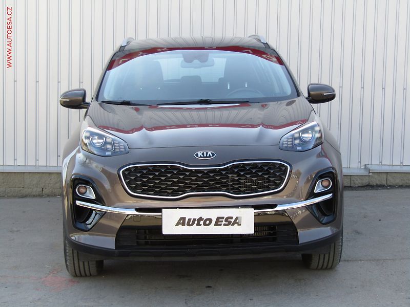 Kia Sportage (2019) 1.6 CRDi, ČR, Exclusive - fotka 2 z 17