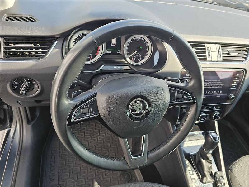 Škoda Octavia III 1,4TSi 110KW DSG Style - fotka 12 z 45