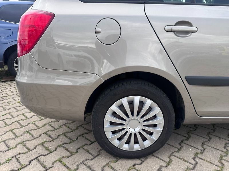 Škoda Fabia (2008) 1,4 16V 63 KW 1. MAJ STK - fotka 15 z 46