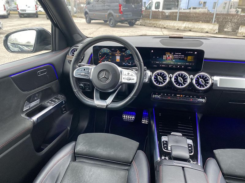 Mercedes-Benz GLB GLB 250 AMG 4M - fotka 10 z 28