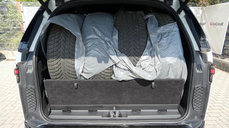 Škoda Octavia Combi 2,0 TDI Ambition - fotka 20 z 23