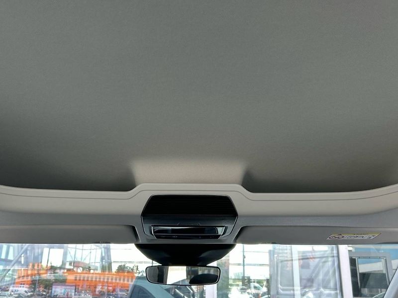 Volkswagen Caddy (2025) Maxi Life 1.5TSI PHEV - fotka 25 z 32