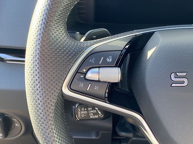 Škoda Karoq (2025) 2.0 TDI 4x4 DSG Sportline - fotka 16 z 38