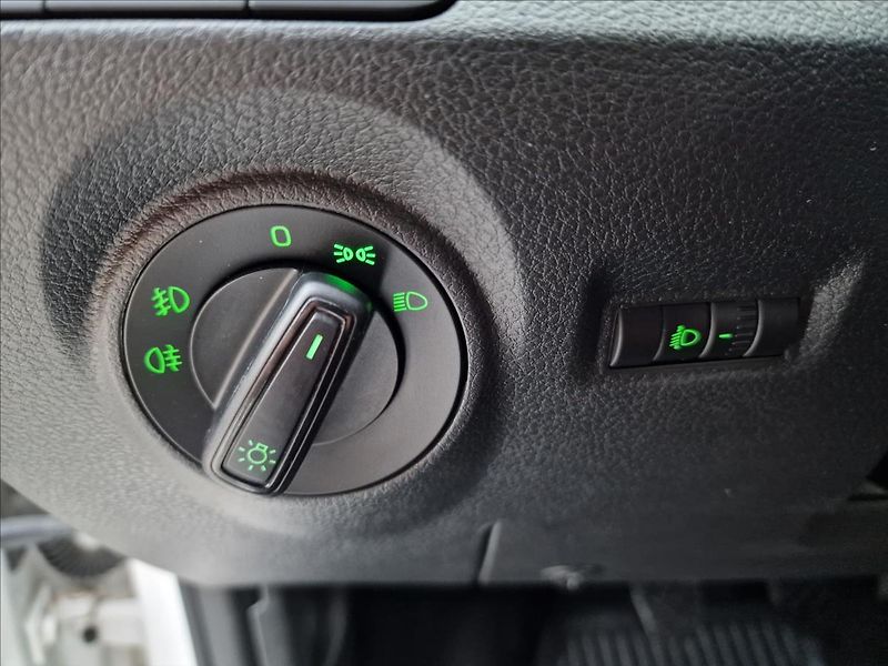 Škoda Fabia 1.0 TSI 70kW Combi Tour,1.Maj - fotka 35 z 47