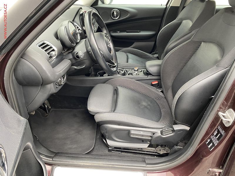 Mini Clubman (2017) 1.5T, Navi - fotka 9 z 16