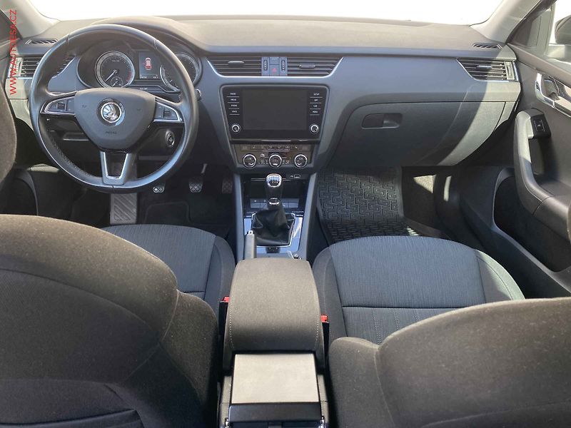 Škoda Octavia (2020) 2.0 TDi, Style, LED - fotka 8 z 17