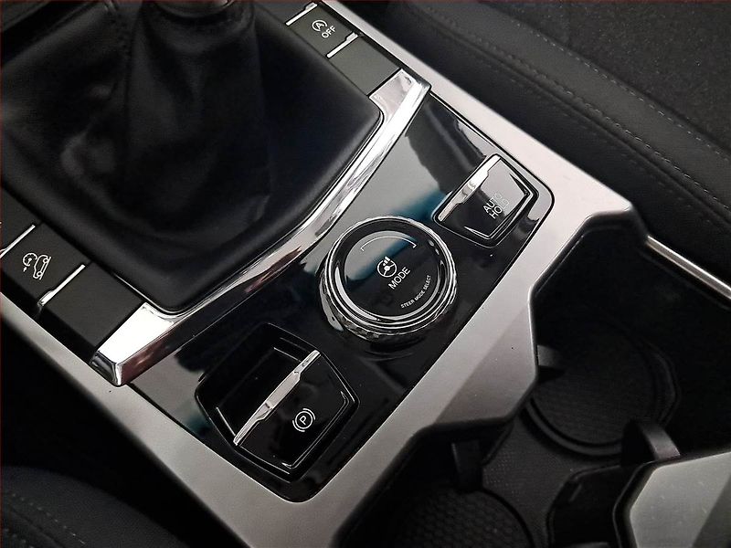 SsangYong Korando (2021) 1.5 T-GDI, Serv.kniha - fotka 17 z 19
