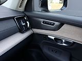Volvo XC90 T8 AWD // PLUS DARK// PANORAMA - náhled 26
