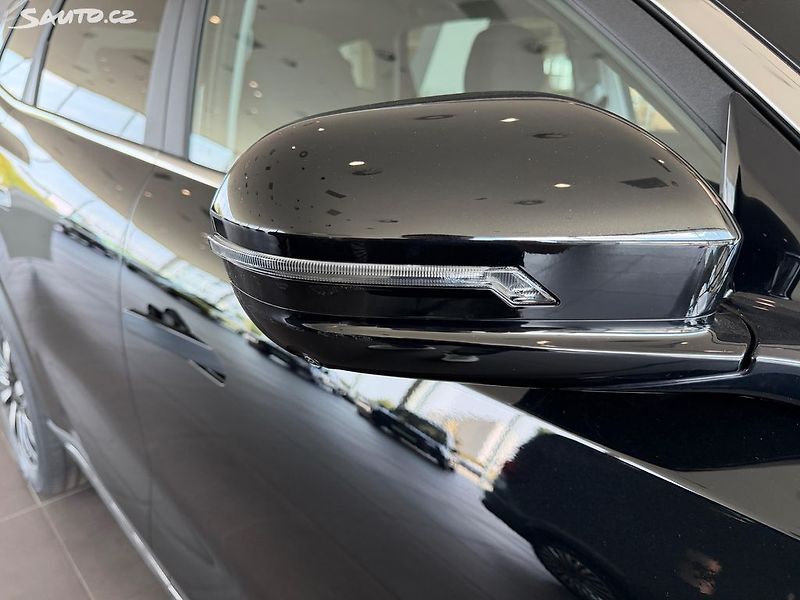 Chery Tiggo 8 PHEV (2026) UNIQUE PANORAMA 7MÍST - fotka 10 z 24