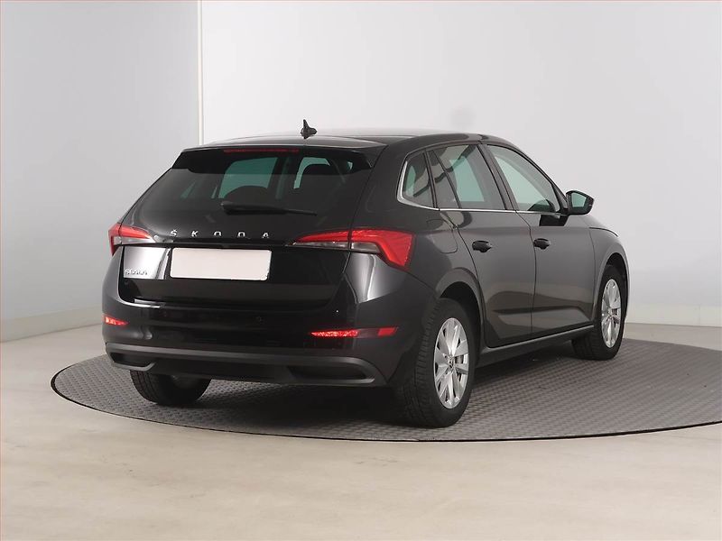 Škoda Scala (2023) 1.5 TSI, Automat, ČR,1.maj - fotka 5 z 17