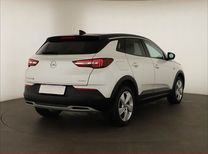 Opel Grandland X (2018) 1.2 Turbo, Automat, Serv.kniha - fotka 5 z 19