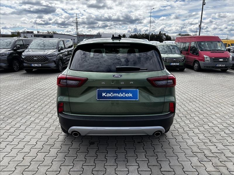 Ford Kuga 2,5 HEV 132kW Titanium - fotka 4 z 33