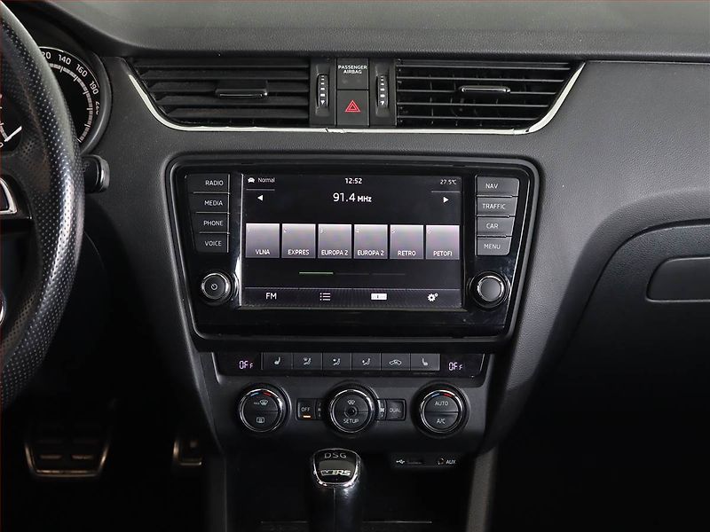 Škoda Octavia (2014) RS 2.0 TDI, Automat, Navi - fotka 12 z 25