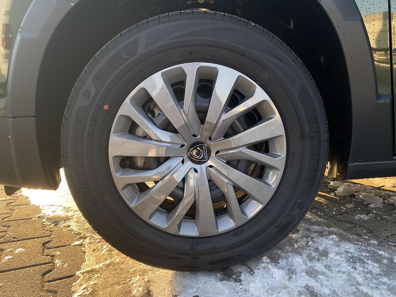 Peugeot Rifter LONG ALLURE BHDi 130 S&S MAN6 - fotka 28 z 29