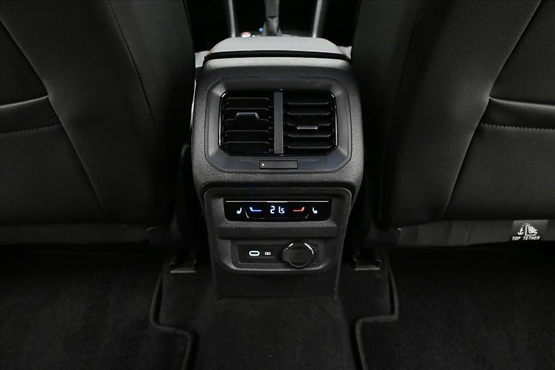 Seat Tarraco 2,0 FR TDI 147 kW DSG 4x4 Záru - fotka 22 z 32