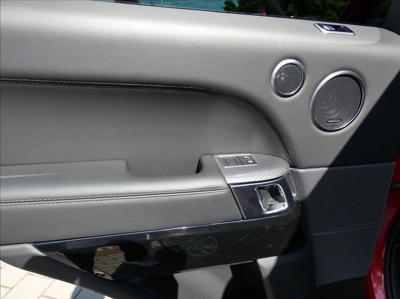 Land Rover Range Rover Sport 3,0 SDV6 Dyn-HSE,1.Maj,ČR,DPH - fotka 21 z 42
