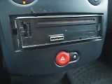 Renault Clio (2008) 1.5 dCi 63 kW - náhled 28